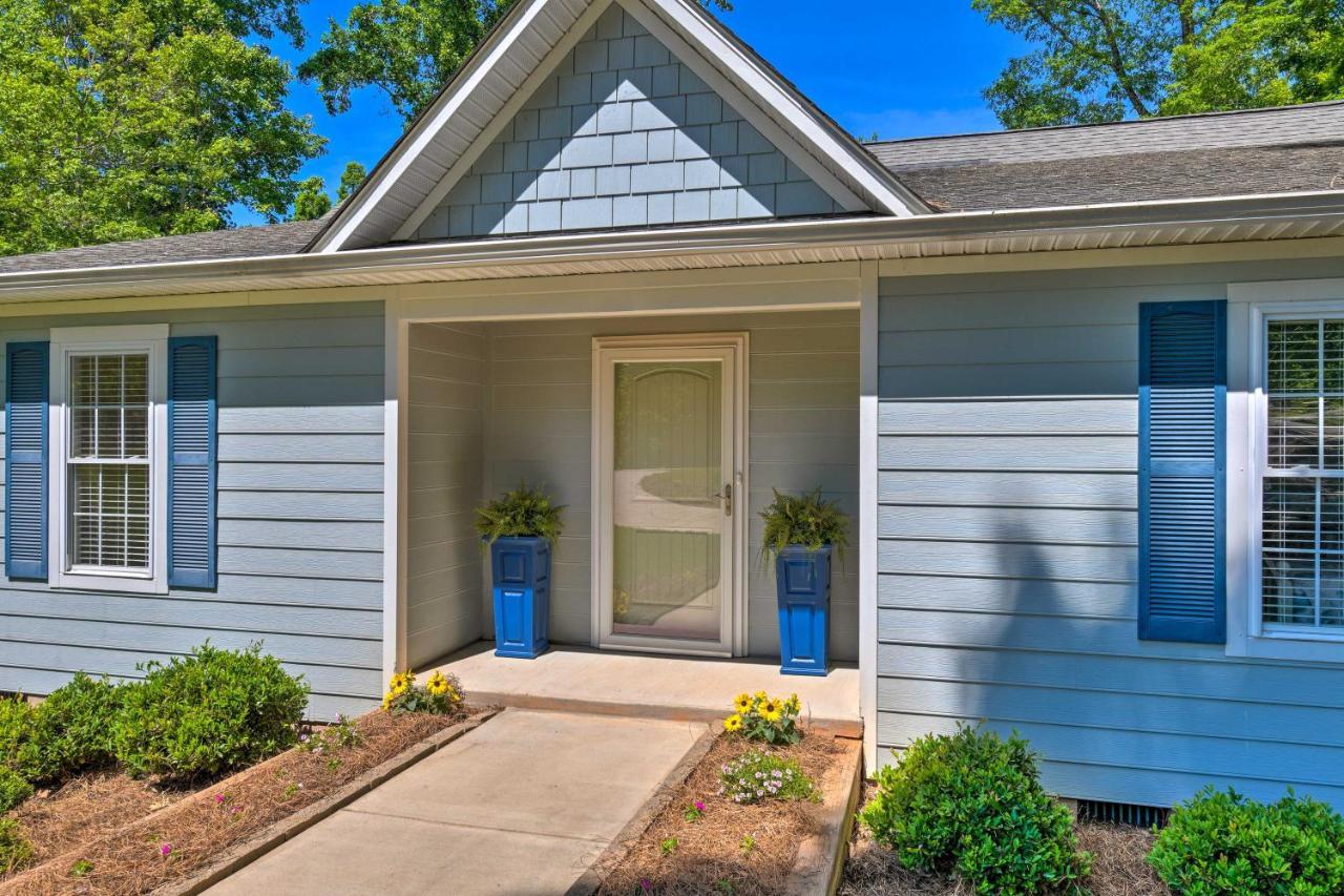 Lake Norman Retreat With Dock About 1 Mi To Marina! Mooresville Ngoại thất bức ảnh